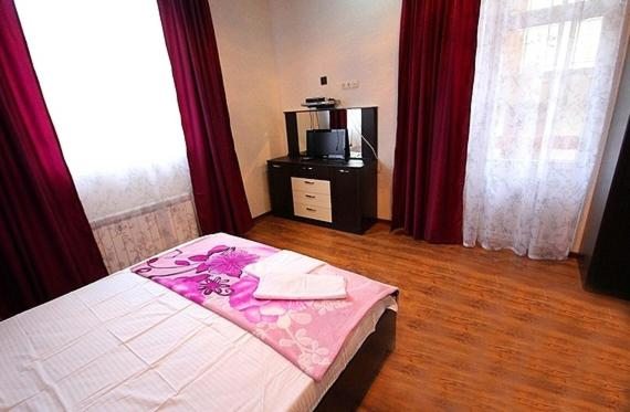 Сьюит (Улучшенный трехместный номер), Гостевой дом Аида на Фермерском