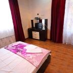 Сьюит (Улучшенный трехместный номер), Гостевой дом Аида на Фермерском