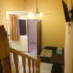 Сьюит (Улучшенный трехместный номер), Гостевой дом Аида на Фермерском