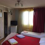 Сьюит (Улучшенный трехместный номер), Гостевой дом Аида на Фермерском