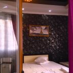 Сьюит (Улучшенный трехместный номер), Гостевой дом Аида на Фермерском