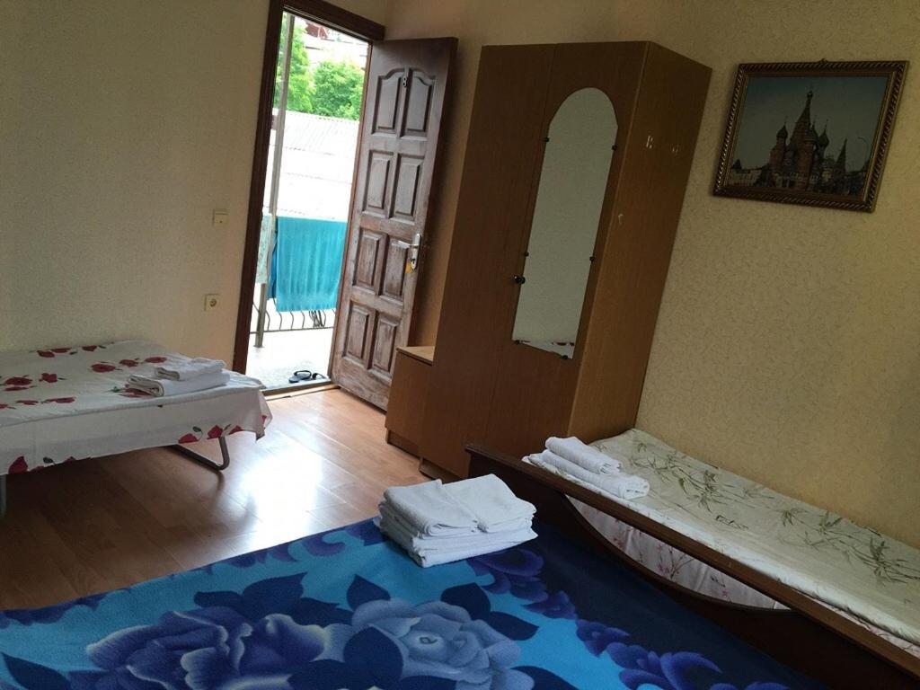 Четырехместный (Четырехместный номер с общей ванной комнатой), Гостевой дом Аида на Фермерском