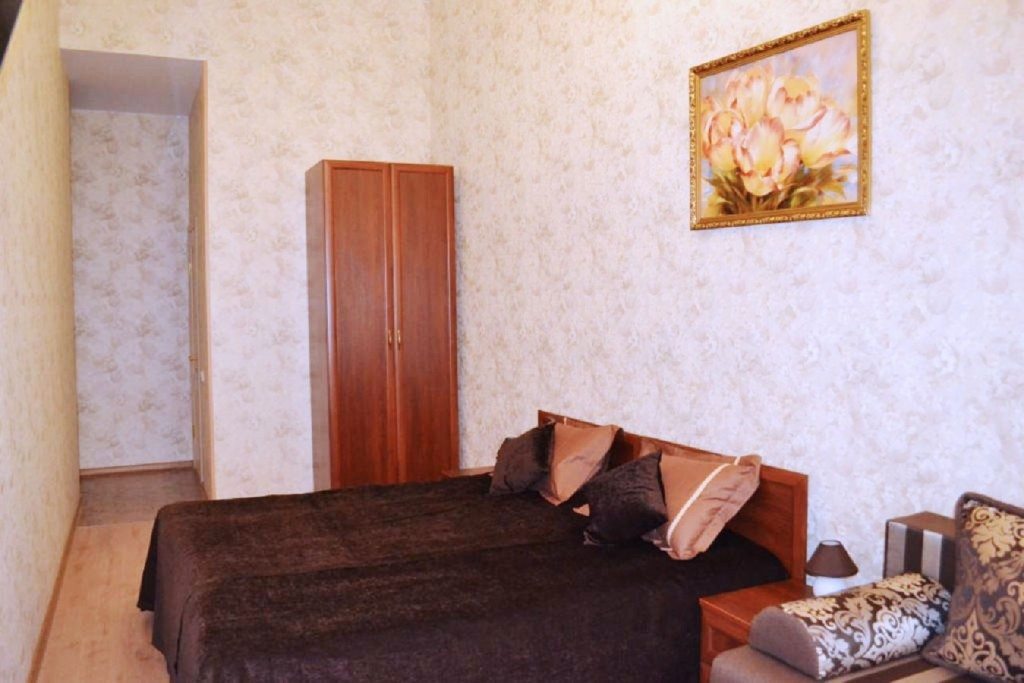Трехместный (Двухместный номер Комфорт с диваном) гостевого дома Юнион на Марата, Санкт-Петербург