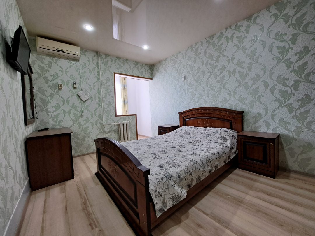 Двухместный (Двухместный стандарт с двуспальной кроватью) гостевого дома Максон на Свердлова, Адлер