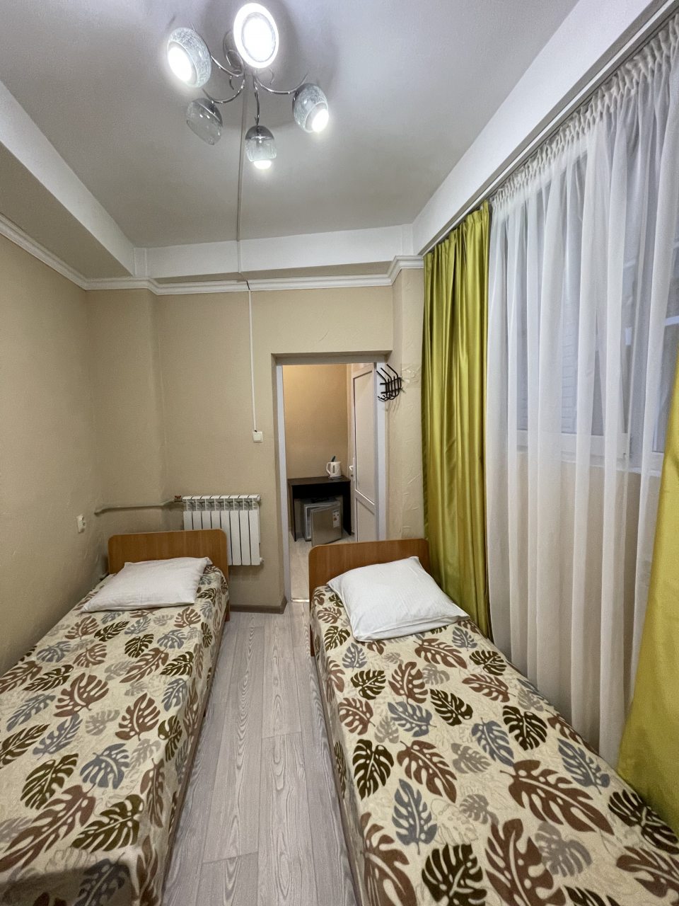 Двухместный (Двухместный стандарт с 2 отдельными кроватями) гостевого дома Ольга на Чкалова, Адлер
