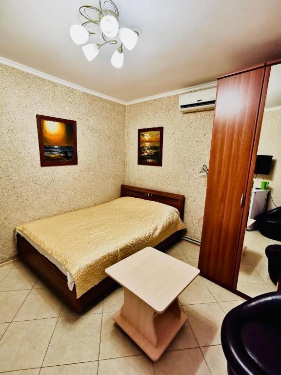 Двухместный (Двухместный номер с 1 кроватью и общей ванной комнатой) гостевого дома Катерина-Комфорт, Сочи