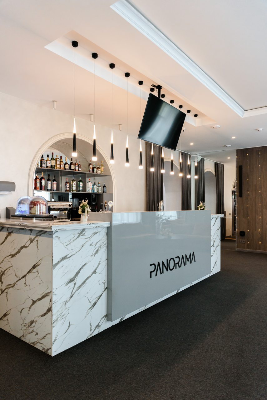 Камерный и стильный лобби-бар, Гостиница Panorama