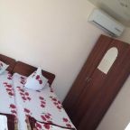 Двухместный (Двухместный номер с 2 отдельными кроватями), Гостевой дом Изумруд