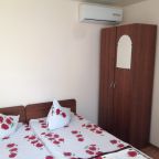 Двухместный (Двухместный номер с 2 отдельными кроватями), Гостевой дом Изумруд