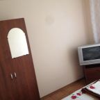 Двухместный (Двухместный номер с 2 отдельными кроватями), Гостевой дом Изумруд