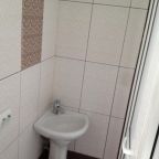 Трехместный (Трехместный номер с душем), Гостевой дом Изумруд