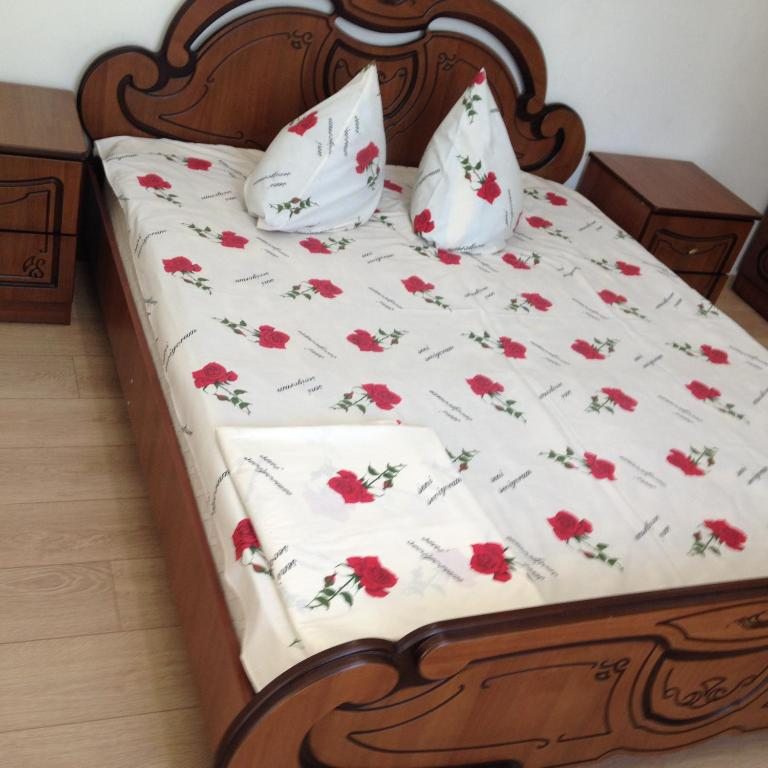 Трехместный (Трехместный номер с душем), Гостевой дом Изумруд