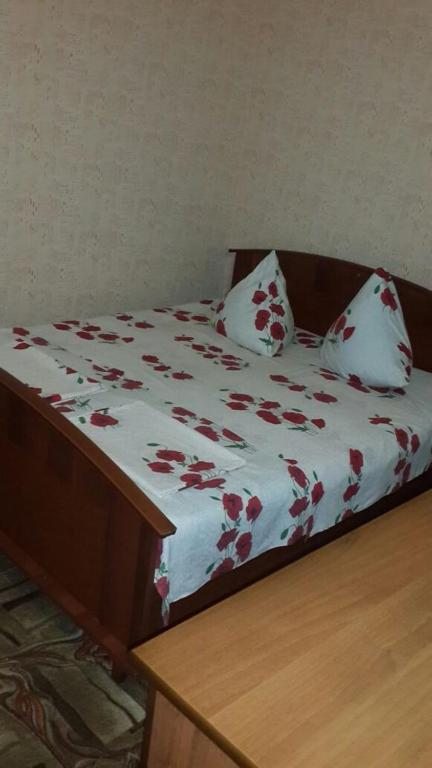 Апартаменты (Апартаменты), Гостевой дом Изумруд