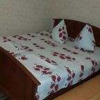 Апартаменты (Апартаменты), Гостевой дом Изумруд