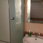 Апартаменты (Апартаменты), Гостевой дом Изумруд