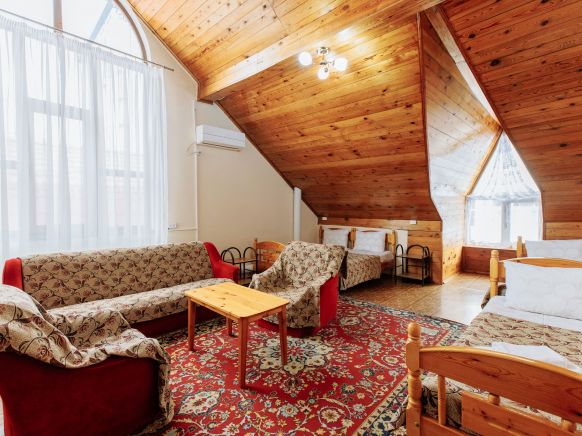 Фотография номера гостевого дома Лазурь Аллама групп