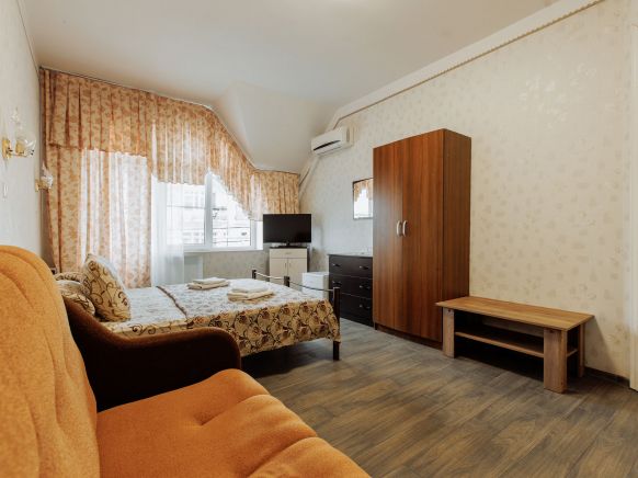 Фотография номера гостевого дома Лазурь Аллама групп