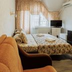 Трехместный (Комфорт | балкон), Отель Лазурь Аллама групп