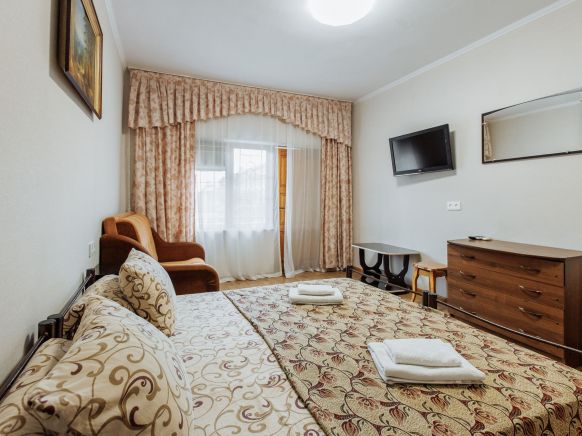 Фотография номера гостевого дома Лазурь Аллама групп