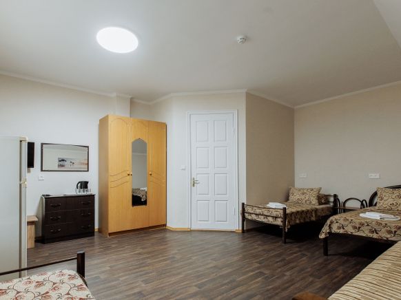 Фотография номера гостевого дома Лазурь Аллама групп