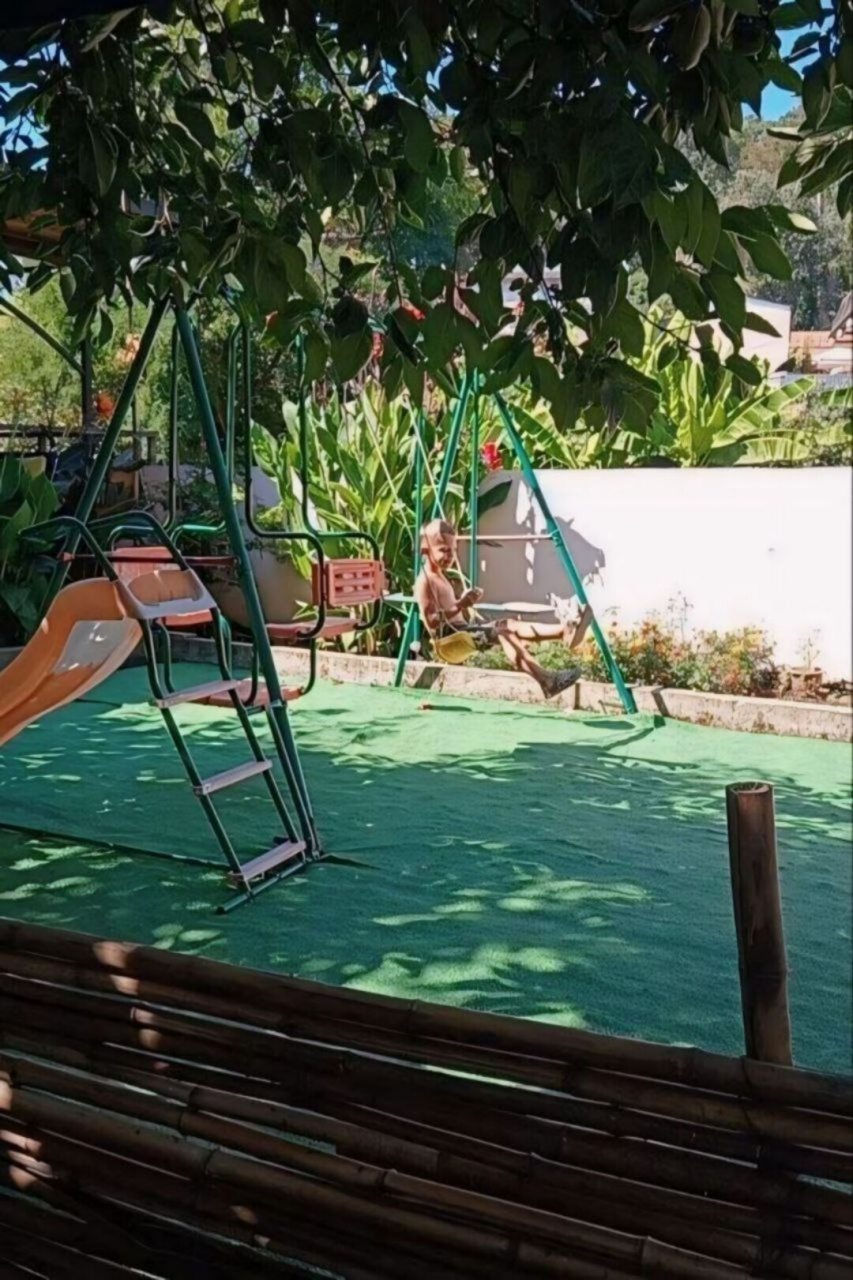 Детская площадка, Гостевой дом Оазис на Молодежной