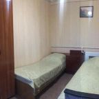 Трехместный (Трехместный номер эконом-класса с общей ванной комнатой), Гостевой дом На Советской 73