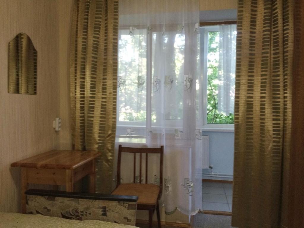 Трехместный (Трехместный номер эконом-класса с общей ванной комнатой), Гостевой дом На Советской 73