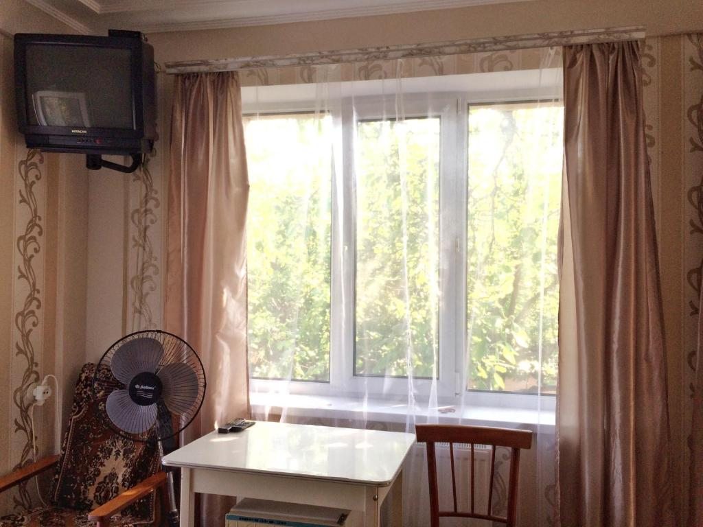 Четырехместный (Четырехместный номер с балконом), Гостевой дом На Советской 73