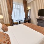 Двухместный (Стандартный двухместный номер с 1 кроватью), Отель Mercure Арбат Москва