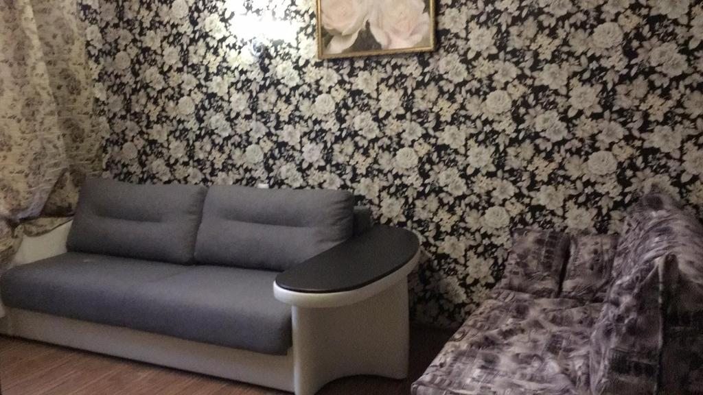 Трехместный (Трехместный номер эконом-класса с общей ванной комнатой) гостевого дома Фламенко, Вардане