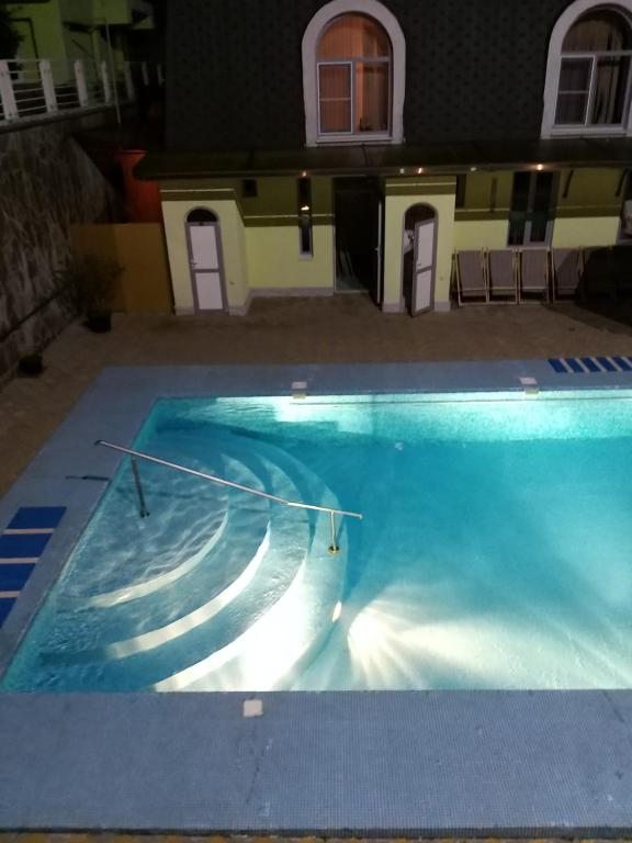 Семейный (Стандартный семейный номер), Отель Панорама