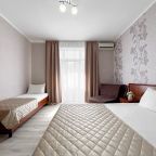 Четырехместный (Комфорт с балконом и видом во двор), Гостевой дом Ренессанс