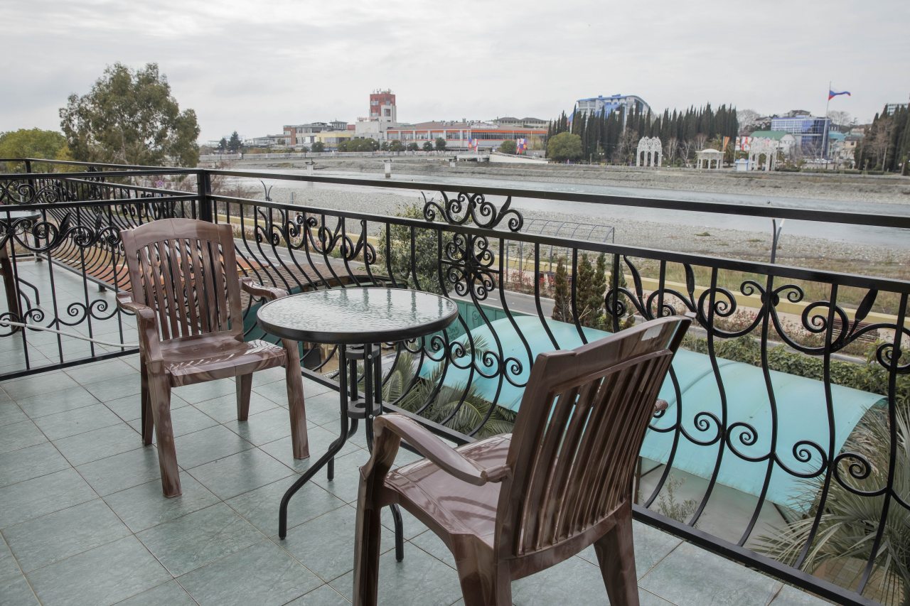 Полулюкс (С террасой и видом на реку), Гостевой дом Ренессанс