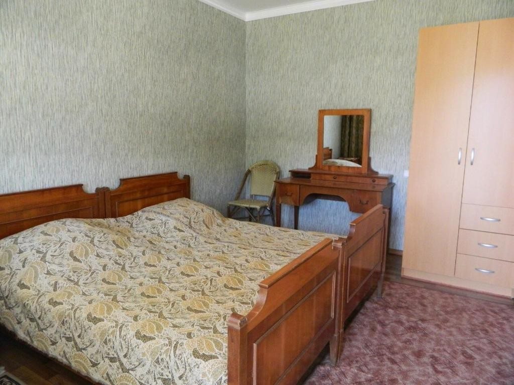 Двухместный (Двухместный номер Делюкс с 1 кроватью или 2 отдельными кроватями) семейного отеля Комнаты на Грушевой, Лоо