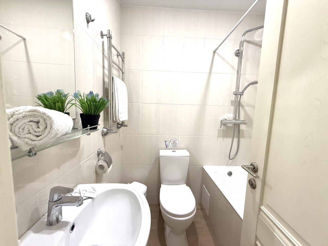 Двухместный (Двухместный комфорт с балконом), Гостевой дом Коралловый Риф