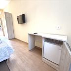 Трехместный (Трехместный комфорт с балконом), Гостевой дом Коралловый Риф