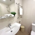 Четырехместный (Четырехместный комфорт с балконом), Гостевой дом Коралловый Риф