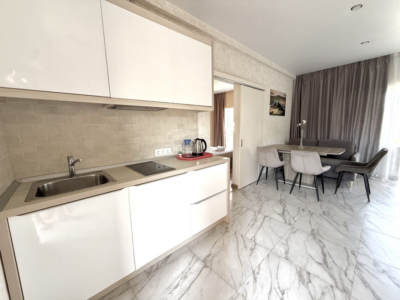 Апартаменты (Апартаменты с кухней и 2мя балконами), Гостевой дом Коралловый Риф