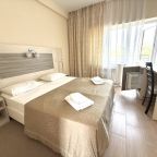 Апартаменты (Апартаменты с кухней и 2мя балконами), Гостевой дом Коралловый Риф