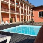 Открытый плавательный бассейн, Гостевой дом Коралловый Риф