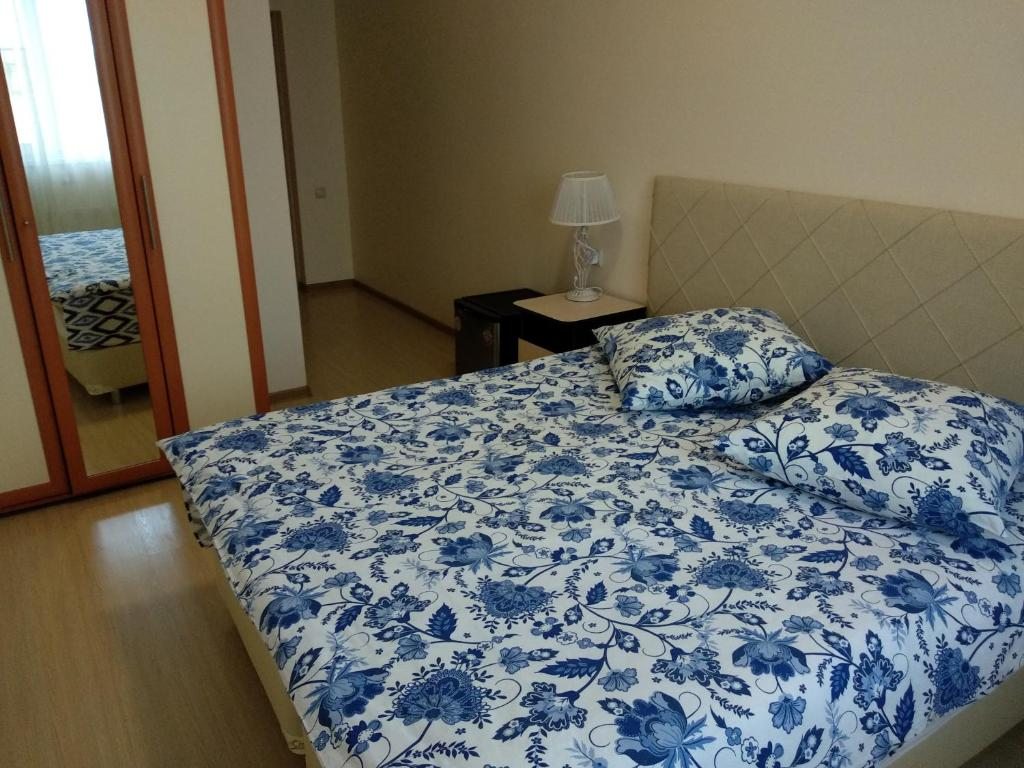 Двухместный (Стандартный двухместный номер с 1 кроватью или 2 отдельными кроватями) гостевого дома Светлана на Костромской, Адлер