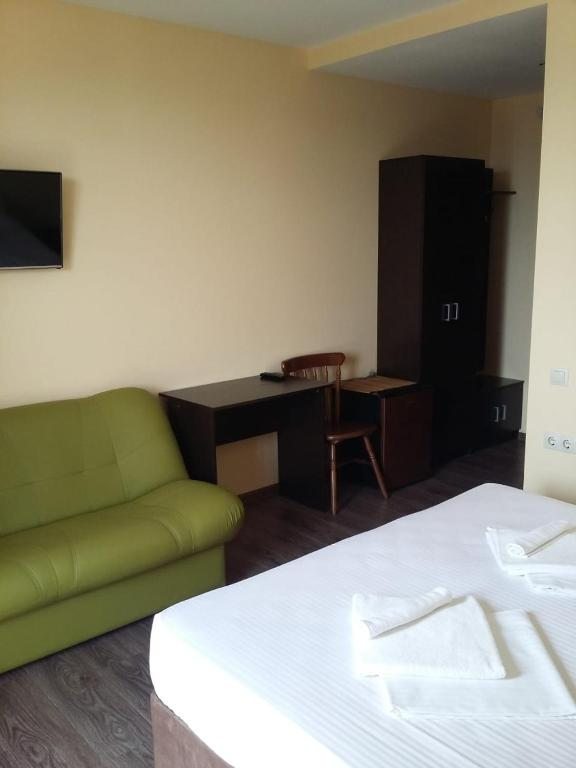 Двухместный (Стандартный двухместный номер с 1 кроватью или 2 отдельными кроватями, вид на море) отеля Круиз, Лоо