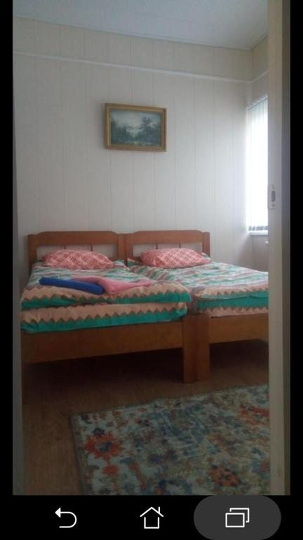 Двухместный (Двухместный номер с 2 отдельными кроватями и ванной комнатой) отеля Салонка, Раменское