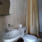 Трехместный (Трехместный номер с душем), Гостевой дом Гранат