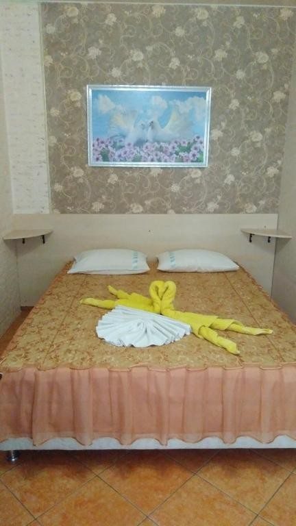 Трехместный (Трехместный номер с душем), Гостевой дом Гранат