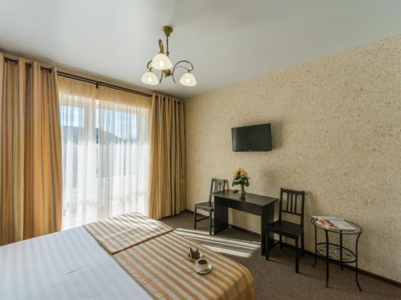 Фотография номера мини отеля Платан