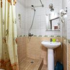 Сюит (Двухкомнатный Люкс с балконом), Гостевой дом Виноград