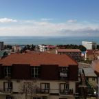 Трехместный (Стандартный трехместный номер с видом на море), Гостевой дом Эмилия