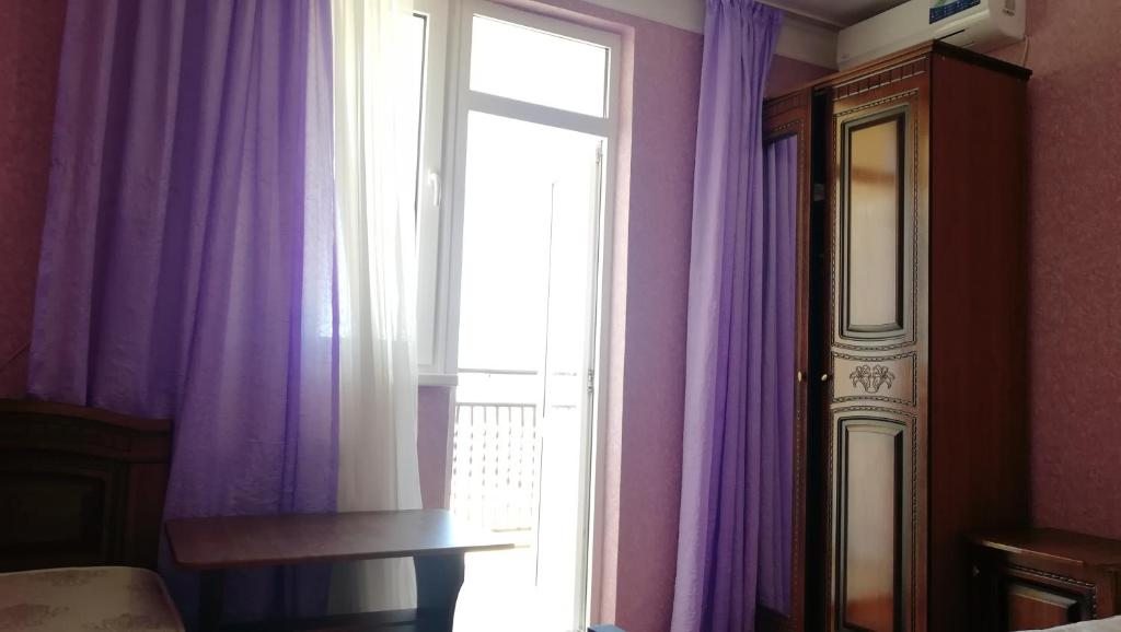 Трехместный (Стандартный трехместный номер с видом на море), Гостевой дом Эмилия