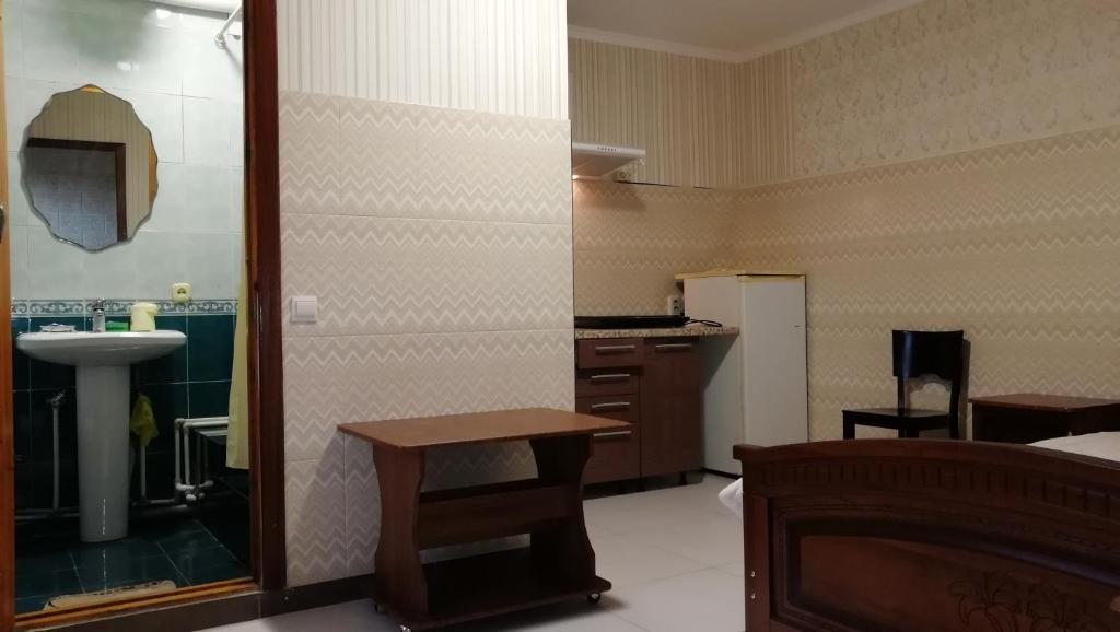 Трехместный (Улучшенный трехместный номер с видом на море), Гостевой дом Эмилия